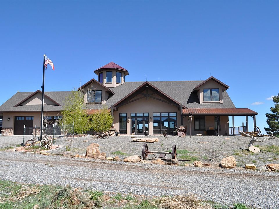 1st image of 5396 Canyon Ln