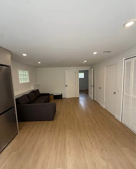 Burley Dr — Photo 5