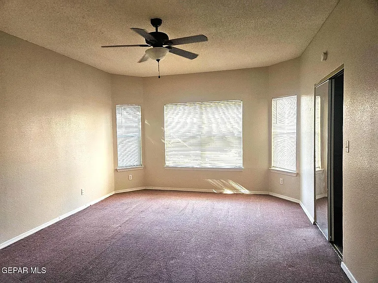 12604 Sun Terrace Ave — Photo 11