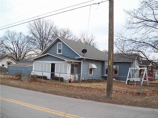 1st image of 3021 Wood Ave