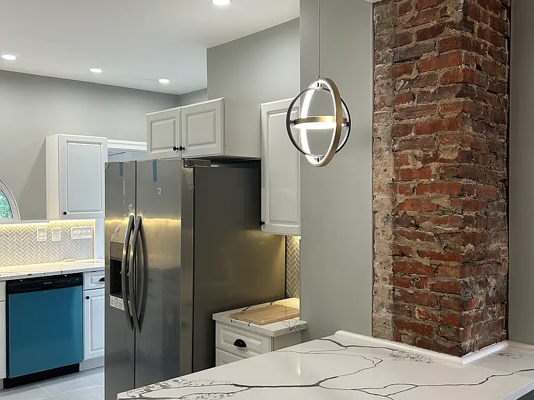 74 Delaware Ave — Photo 3
