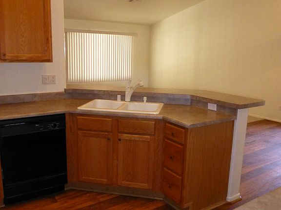 4th image of 8226 W Quail Ave