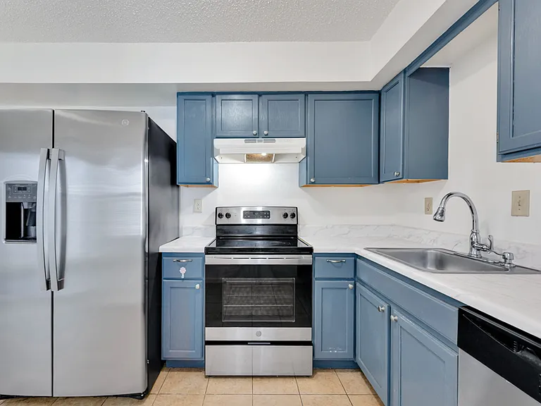 1132 Clear Springs Rd — Photo 13