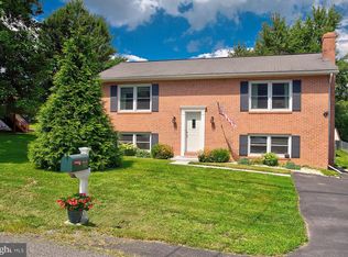 103 Edgewood Dr, Winchester, VA 22602