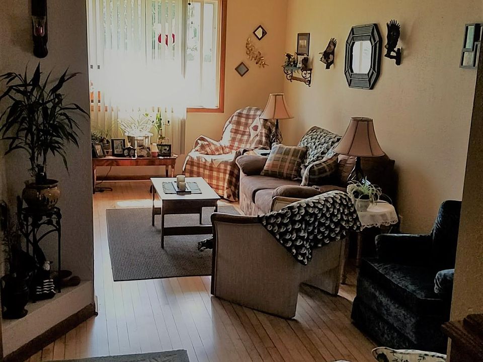 2nd image of 316 N 61st Ave W #1