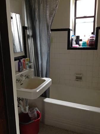 2nd image of 319 Morewood Ave APT 6