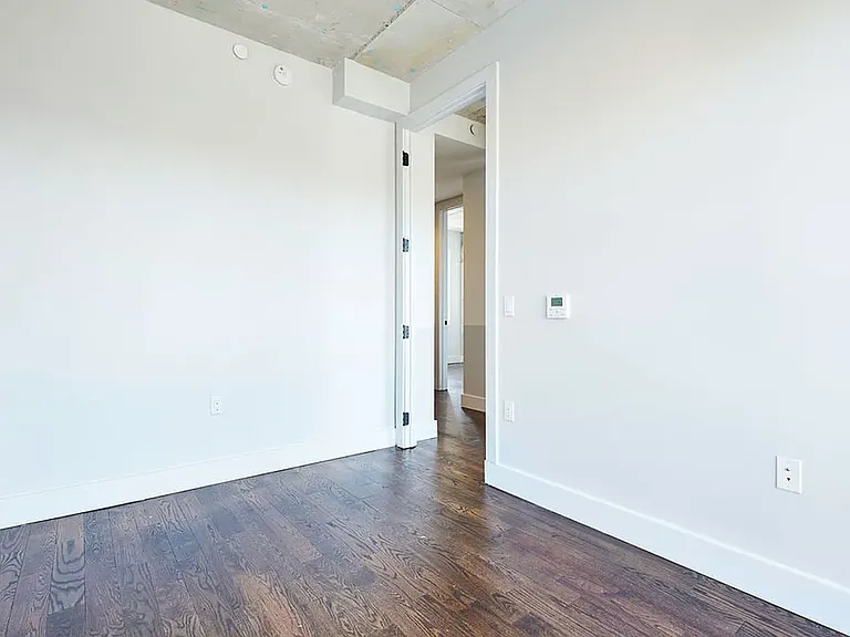 31-44 37th St #5G — Photo 10