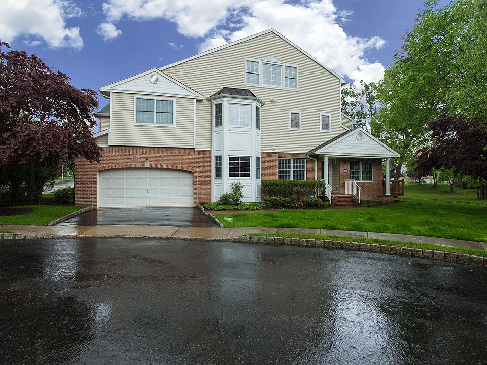 1st image of 16 McManus Ct #10