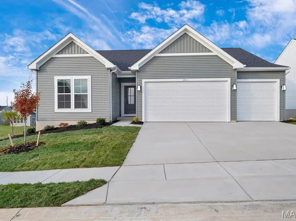 311 Kreder Ridge Cir, Saint Charles, MO 63304