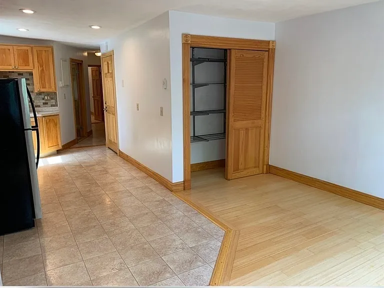 229 Everett St #8 — Photo 2