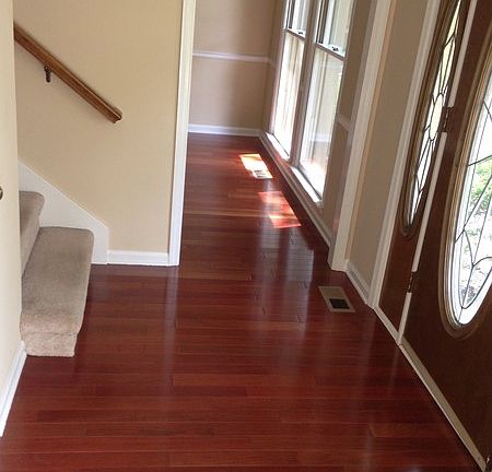 2nd image of 10107 Skylark Dr SE