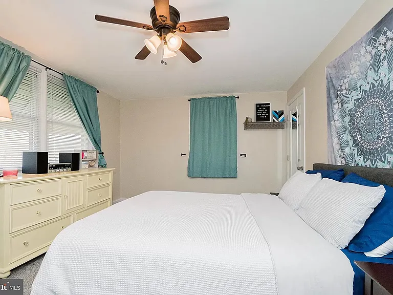 230 Filbert Ave — Photo 25