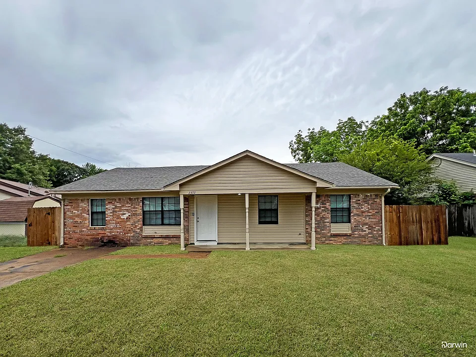 2372 Ashland Dr