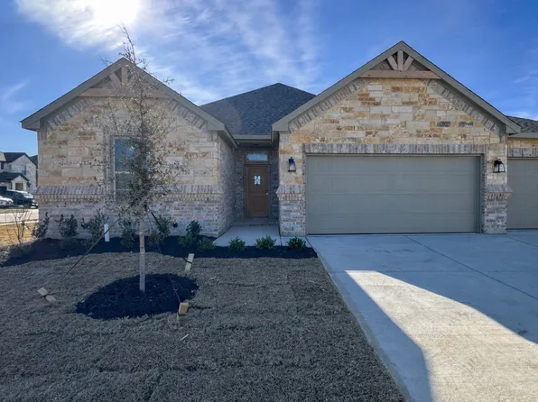 710 Broken Bow Ln, Cleburne, TX 76033