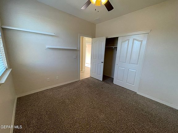 5th image of 101 S Manzanita Dr