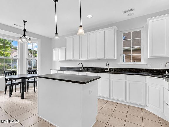 5th image of 317 Damiano Way
