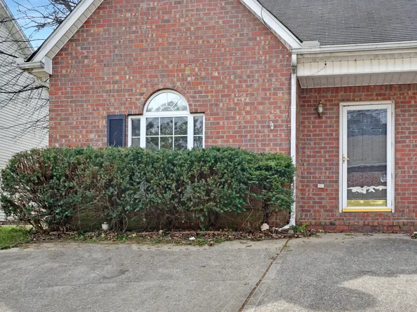 1452 Middleborough Ct, Murfreesboro, TN 37130