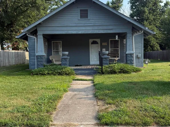 1013 W Boulevard St, Mexico, MO 65265