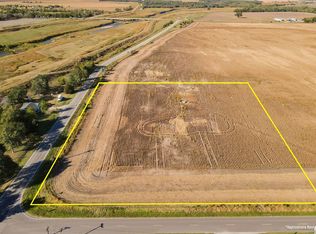3.02 / Acres W #81, Valley Center, KS 67147