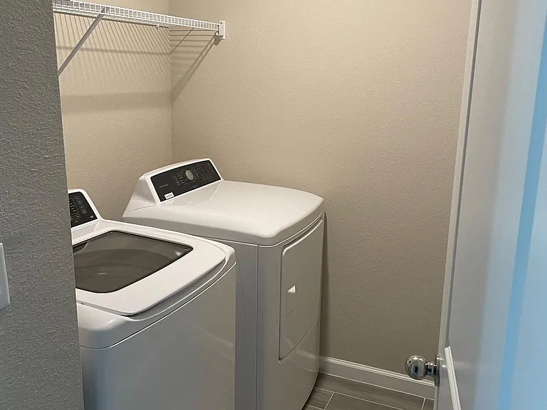155 Boracay Cir — Photo 14