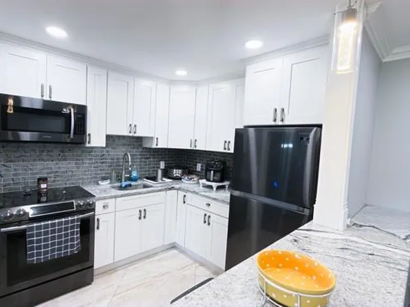 15 Cottage St APT 3A, Midland Park, NJ 07432