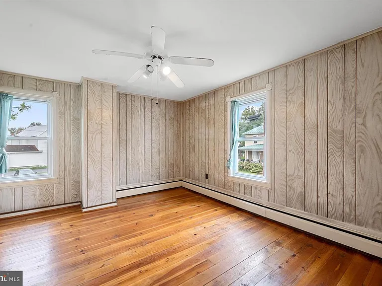 309 N Lawrence St — Photo 13