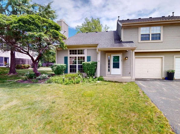 1123 N Knollwood Dr, Palatine, IL 60067