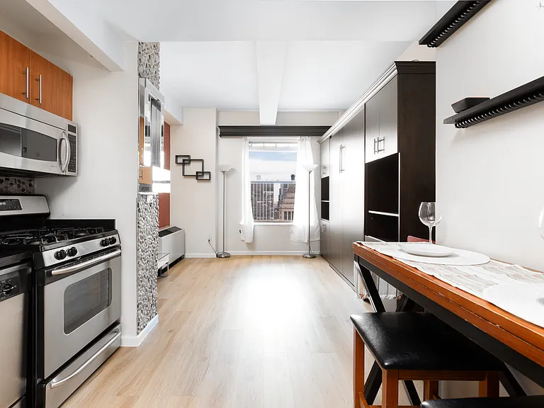 20 West St #41E — Photo 1