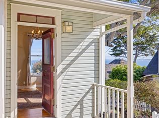 218 4th St, Pacific Grove, CA 93950