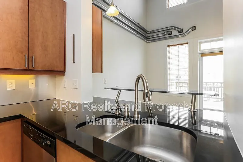 Building Photo - 265 18th St NW #2432