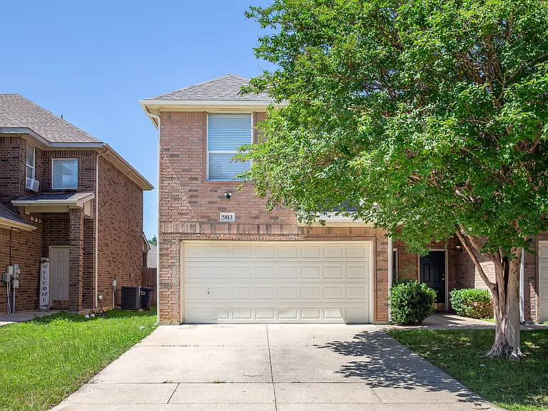 5813 Blackmon Ct — Photo 3
