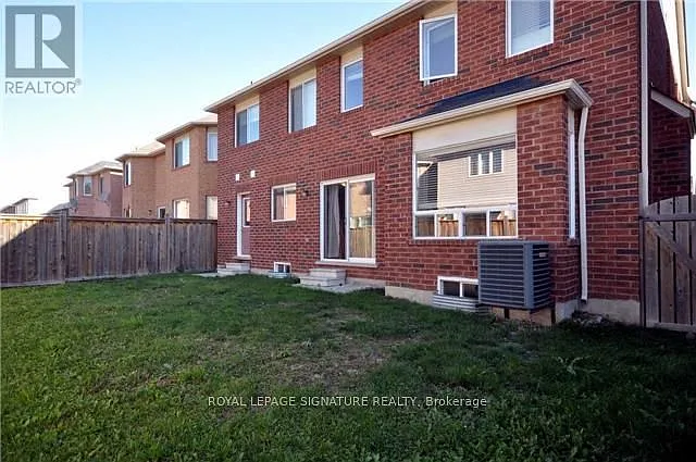 10 Bonavista Dr #LOWER — Photo 8