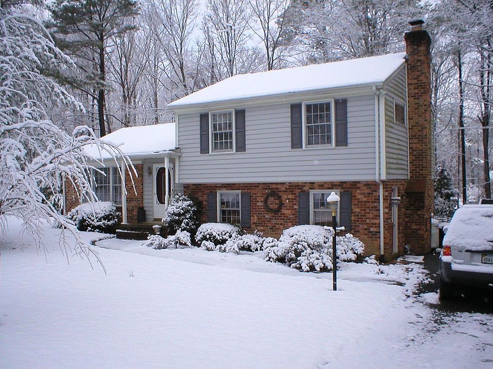 1st image of 408 Knollwood Dr
