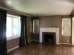 1215 30th St, Rockford, IL 61108