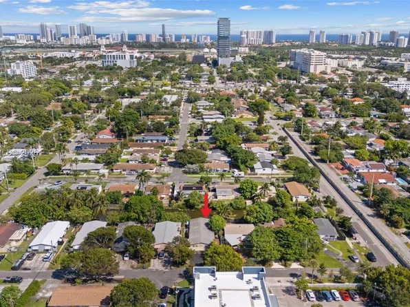 1001 SW 4th Ter, Hallandale, FL 33009