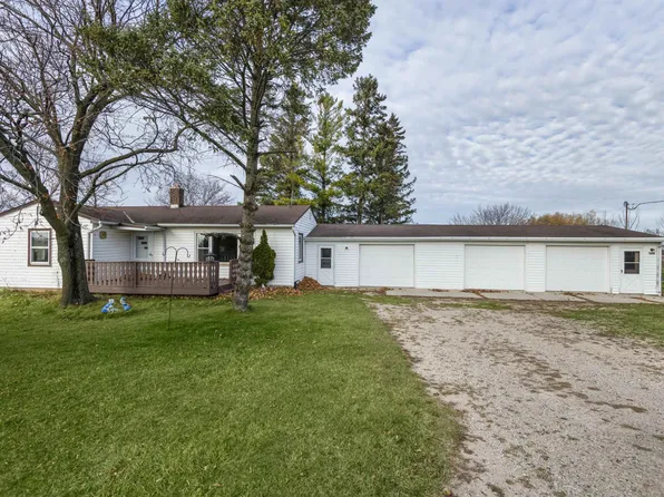 7812 Old Y Rd, Whitelaw, WI 54247