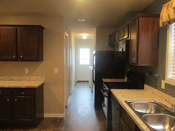 3rd image of 3440 Creekside Blvd #175