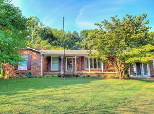 706 Albany Dr, Hermitage, TN 37076