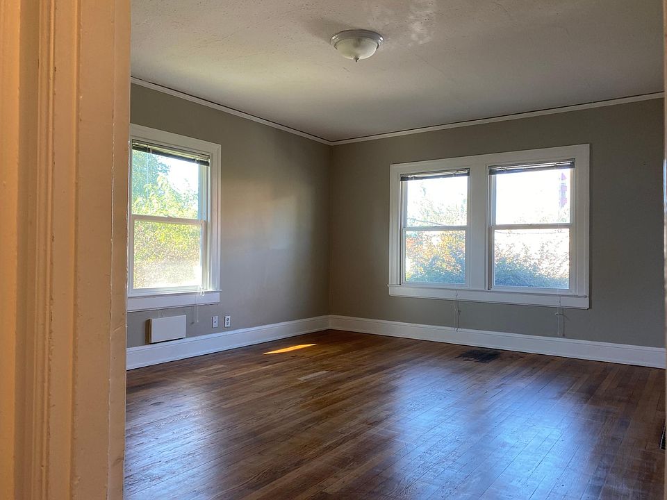 Northwest facing windows in the living room.