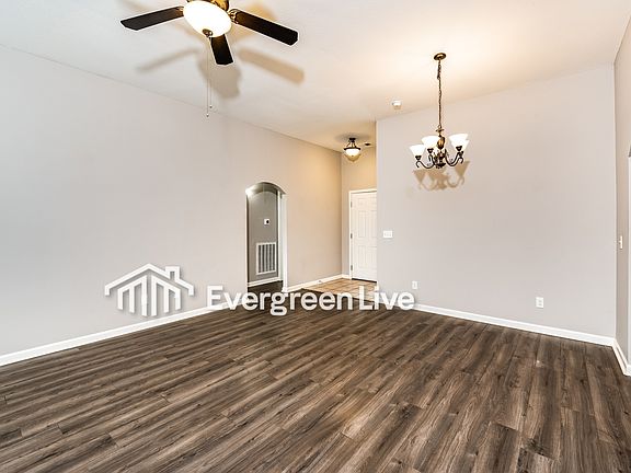 5th image of 204 Saratoga Ln