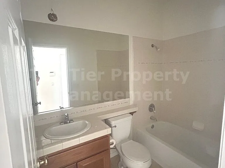 3892 Stoneridge Rd — Photo 26