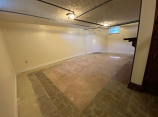 3236 Chestnut St NE, Washington, DC 20018