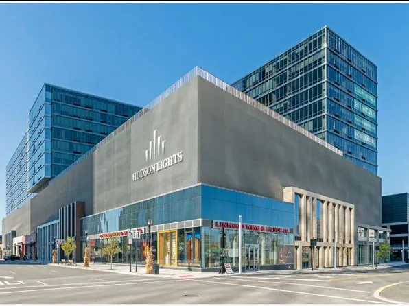 2030 Hudson Street image 41 of 284