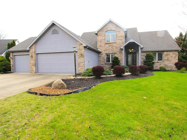 1935 Winding Creek Ln, Fort Wayne, IN 46804