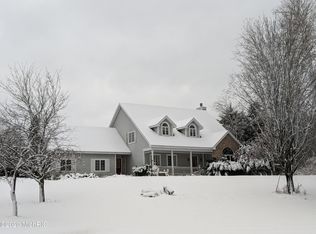 3525 W Hansen Rd, Ludington, MI 49431