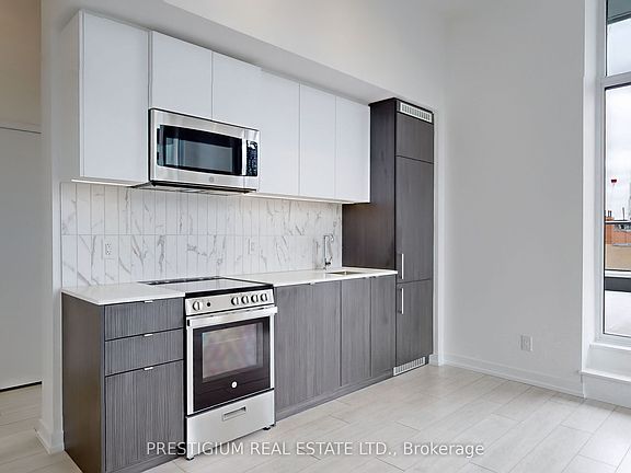 2nd image of 500 Dupont St #208
