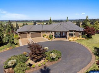 8438 Cascade Hwy NE, Silverton, OR 97381