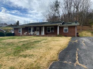 1042 Gap Creek Rd, Elizabethton, TN 37643