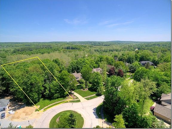 2nd image of 39196 Glenlivet Ct