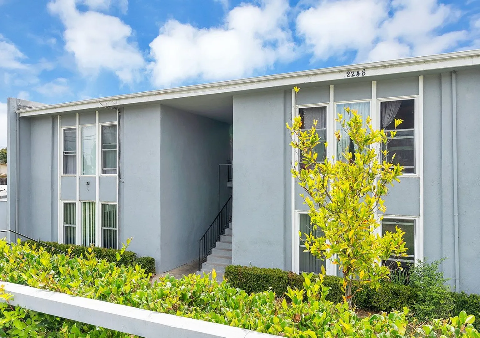 Canyon Drive Apartment Homes — Photo 2